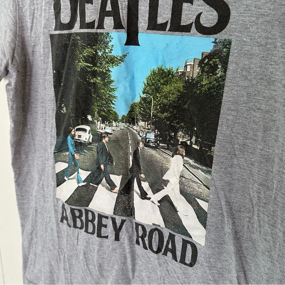 The Beatles Abbey Road Graphic T-Shirt Sz M Unisex - Picture 4 of 4